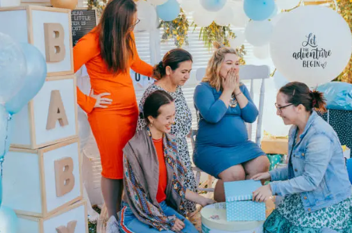 Baby Shower Etiquette in Australia: Who Hosts, Who Pays and When to Have It