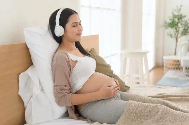 Soundscapes, White Noise & Sleep Apps: Do They Work for Pregnant Women?